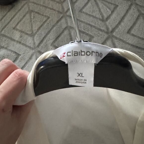 Liz clayborne soft white t shirt XL - Picture 2 of 2